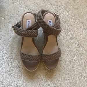 Steve Madden Shoes. Never worn